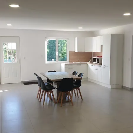 Apartment Hacienda