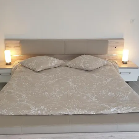 Apartment Hacienda